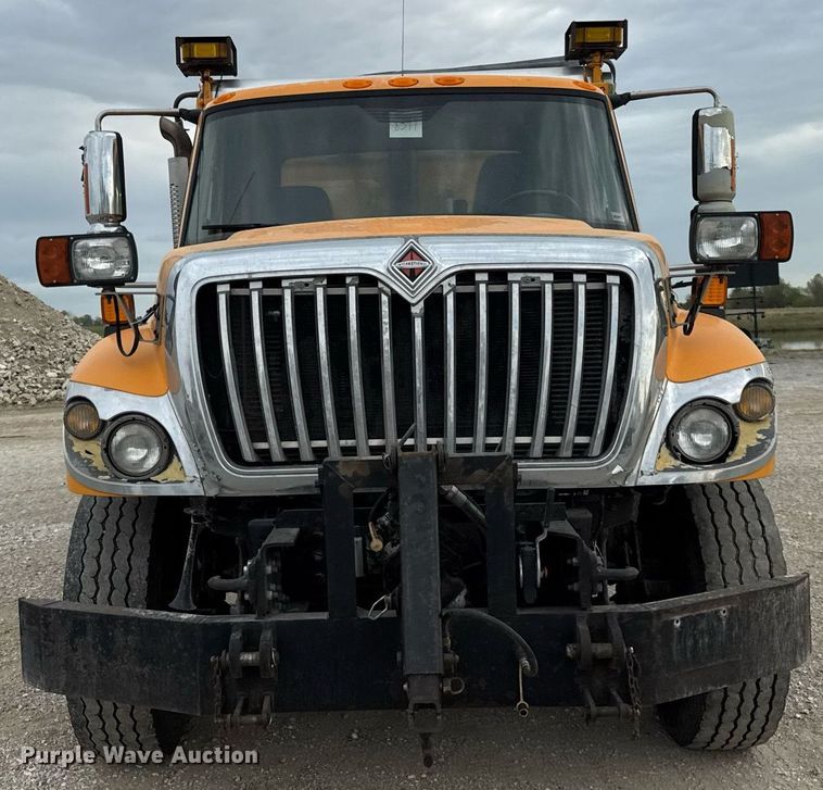 image for item DU3485 2010 International WorkStar 7500 dump truck