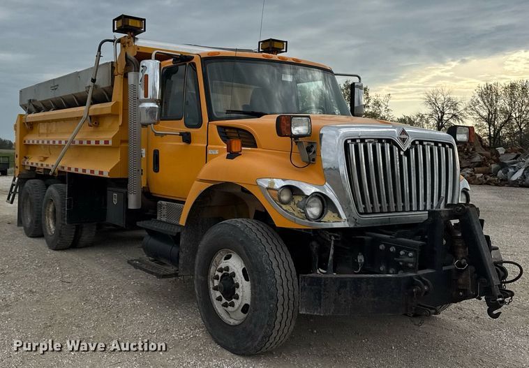 image for item DU3485 2010 International WorkStar 7500 dump truck