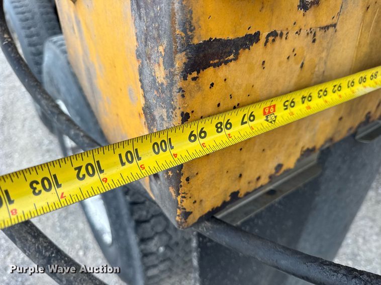 image for item DU3485 2010 International WorkStar 7500 dump truck