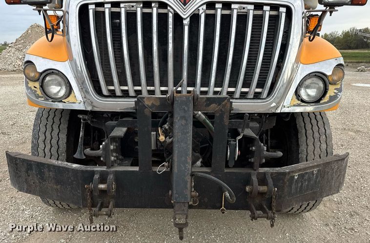 image for item DU3485 2010 International WorkStar 7500 dump truck