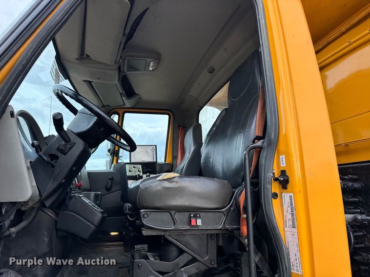 image for item DU3485 2010 International WorkStar 7500 dump truck