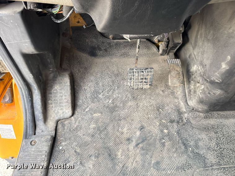 image for item DU3485 2010 International WorkStar 7500 dump truck