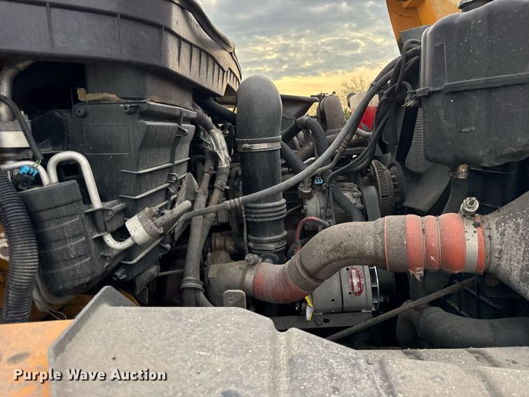 image for item DU3485 2010 International WorkStar 7500 dump truck