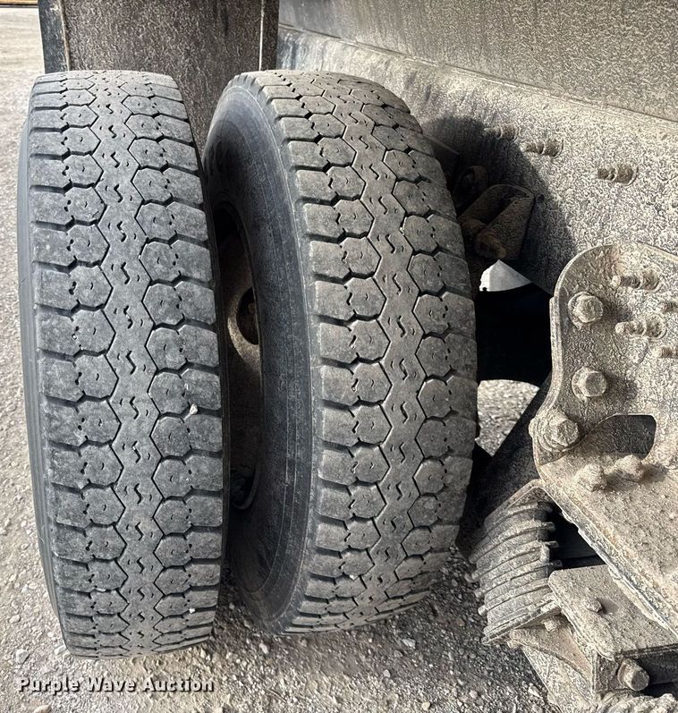 image for item DU3485 2010 International WorkStar 7500 dump truck