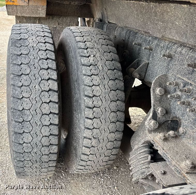 image for item DU3485 2010 International WorkStar 7500 dump truck