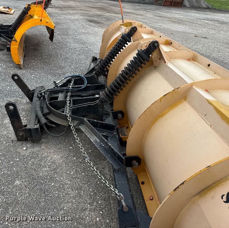 image for item DU3485 2010 International WorkStar 7500 dump truck