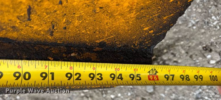 image for item DU3486 2005 International 7400 crew cab dump truck