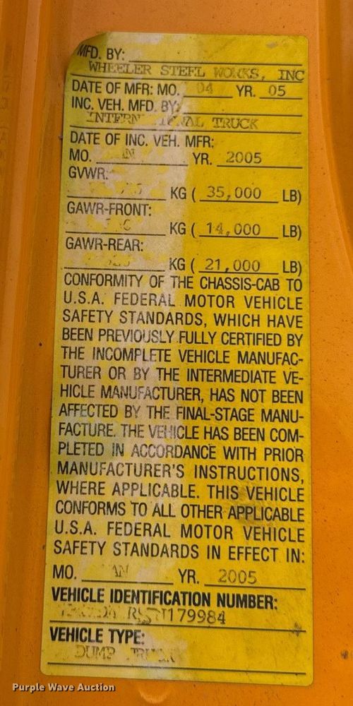 image for item DU3486 2005 International 7400 crew cab dump truck