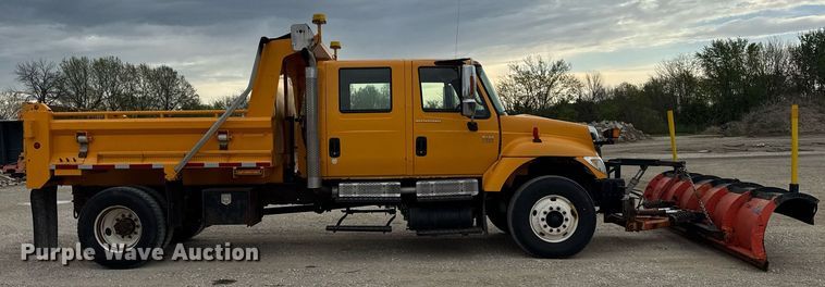 image for item DU3487 2006 International 7400 dump truck