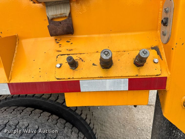 image for item DU3487 2006 International 7400 dump truck