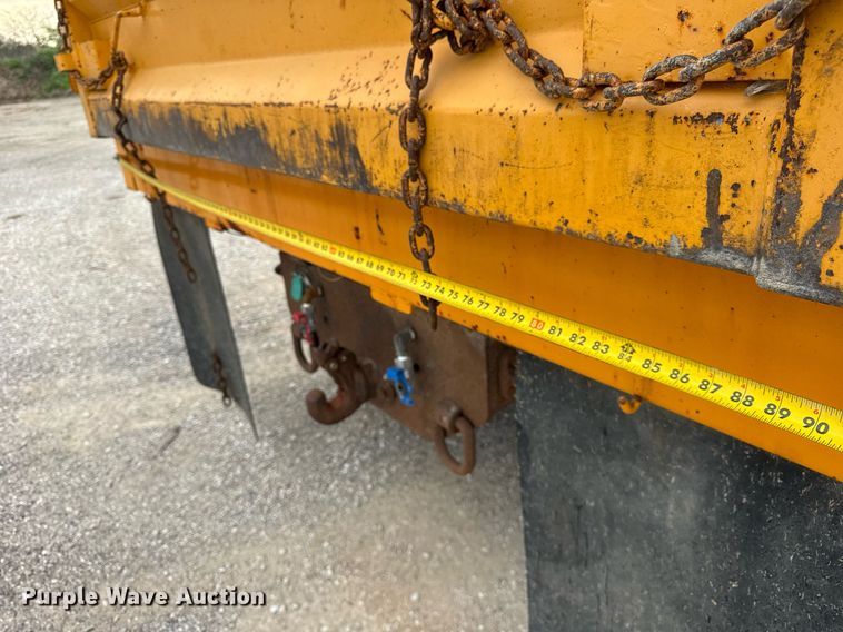 image for item DU3487 2006 International 7400 dump truck