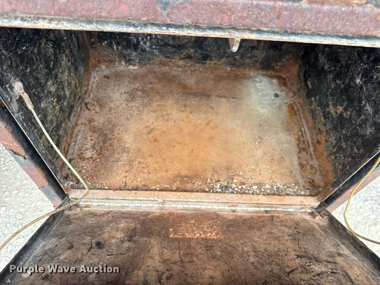 image for item DU3487 2006 International 7400 dump truck