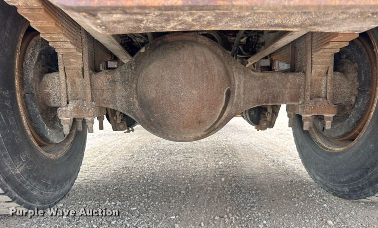 image for item DU3487 2006 International 7400 dump truck