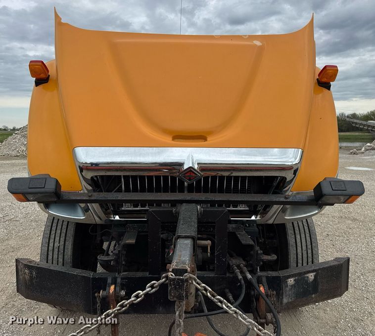 image for item DU3487 2006 International 7400 dump truck