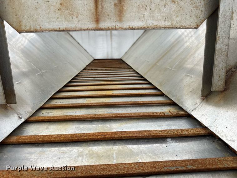 image for item DU3488 2006 International 7400 Crew Cab dump truck