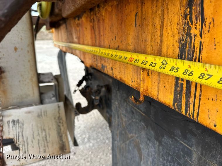 image for item DU3488 2006 International 7400 Crew Cab dump truck