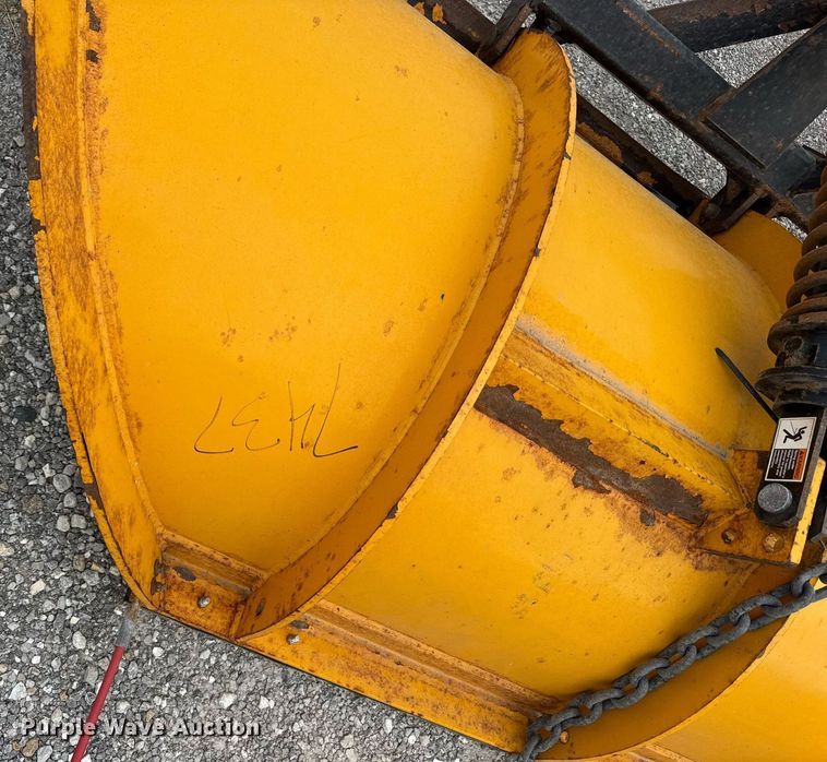 image for item DU3488 2006 International 7400 Crew Cab dump truck