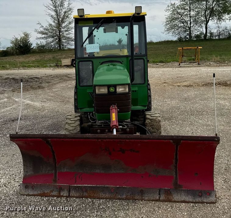 image for item DU3490 2000 John Deere 4300 MFWD tractor