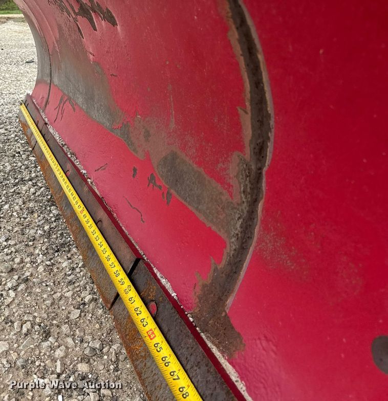 image for item DU3490 2000 John Deere 4300 MFWD tractor