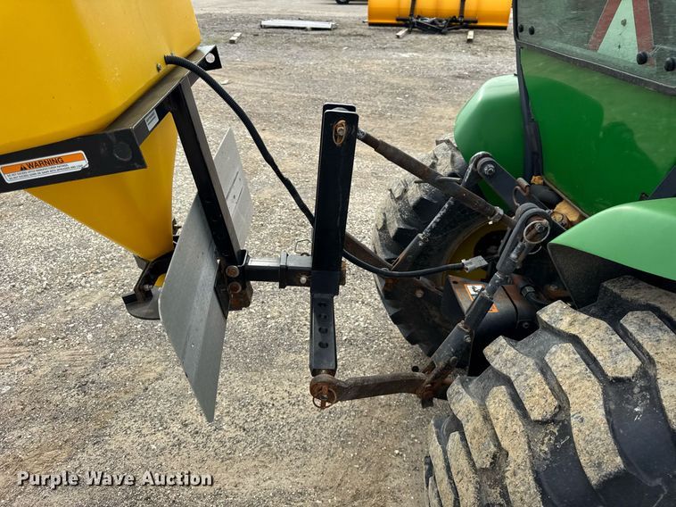 image for item DU3490 2000 John Deere 4300 MFWD tractor