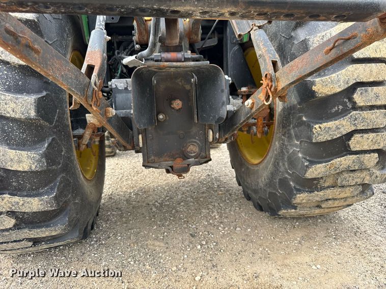 image for item DU3490 2000 John Deere 4300 MFWD tractor