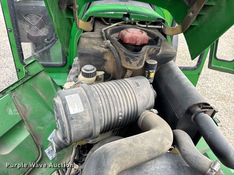 image for item DU3490 2000 John Deere 4300 MFWD tractor