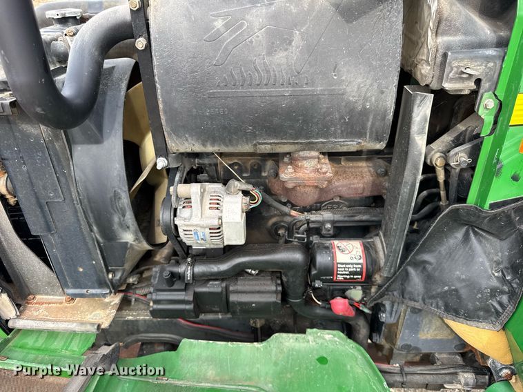 image for item DU3490 2000 John Deere 4300 MFWD tractor