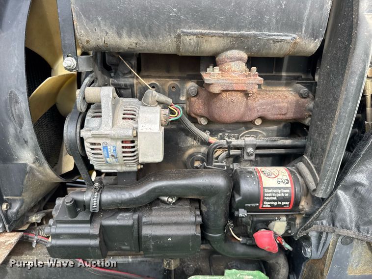 image for item DU3490 2000 John Deere 4300 MFWD tractor