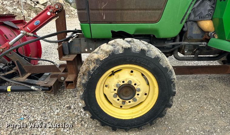 image for item DU3490 2000 John Deere 4300 MFWD tractor