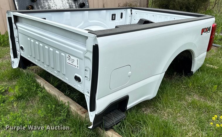 image for item DU3491 2024 Ford F250 pickup truck bed