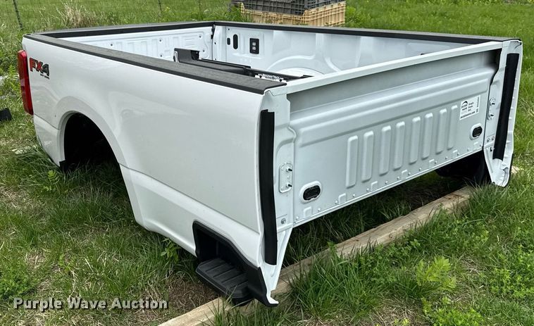 image for item DU3491 2024 Ford F250 pickup truck bed