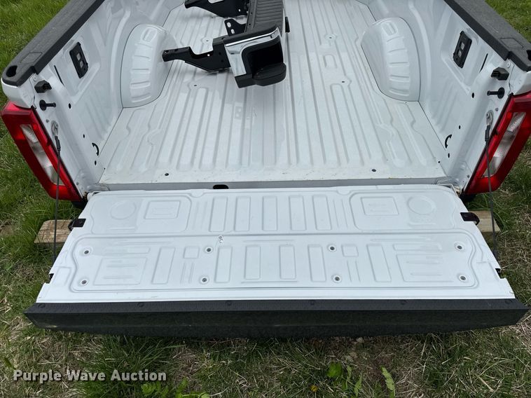 image for item DU3491 2024 Ford F250 pickup truck bed