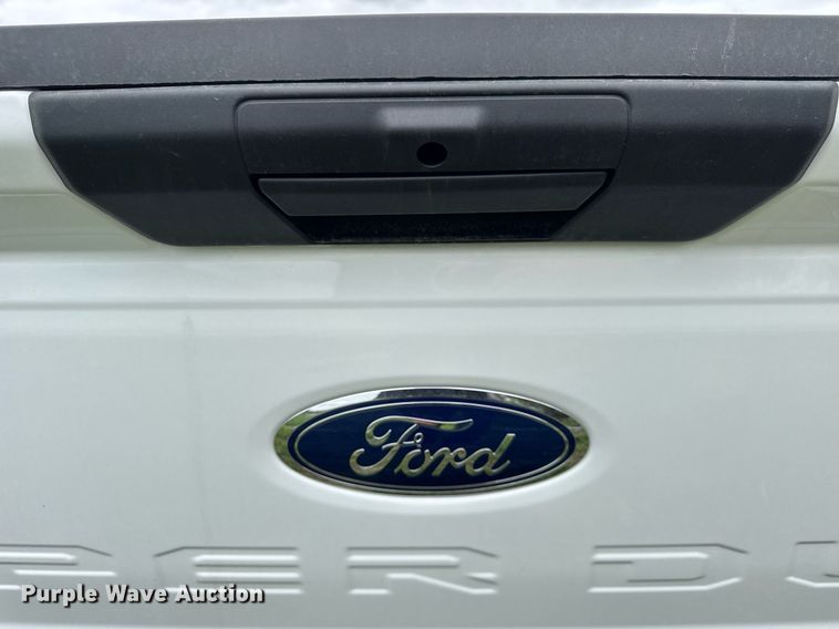image for item DU3491 2024 Ford F250 pickup truck bed