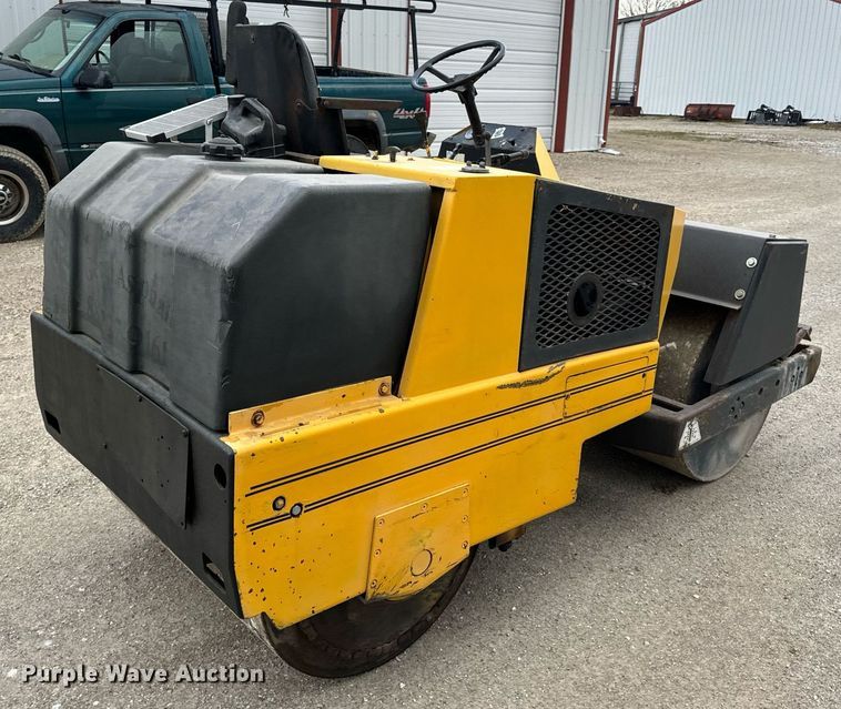 image for item DV1904 Stone AVR400 double drum vibratory roller