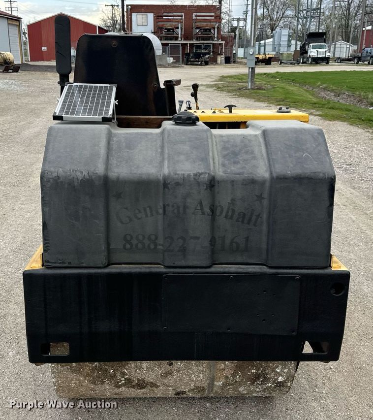 image for item DV1904 Stone AVR400 double drum vibratory roller