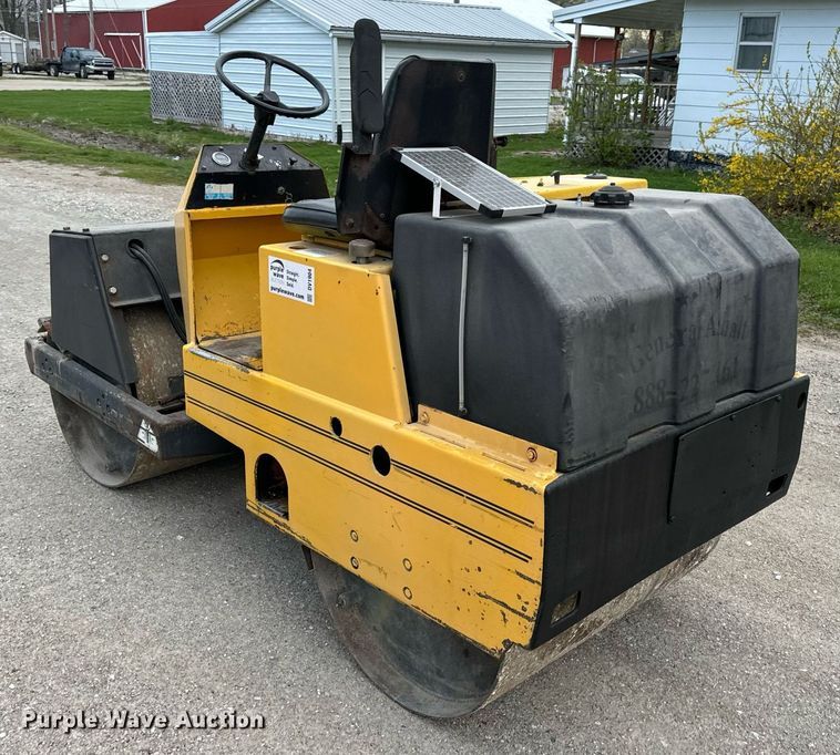 image for item DV1904 Stone AVR400 double drum vibratory roller