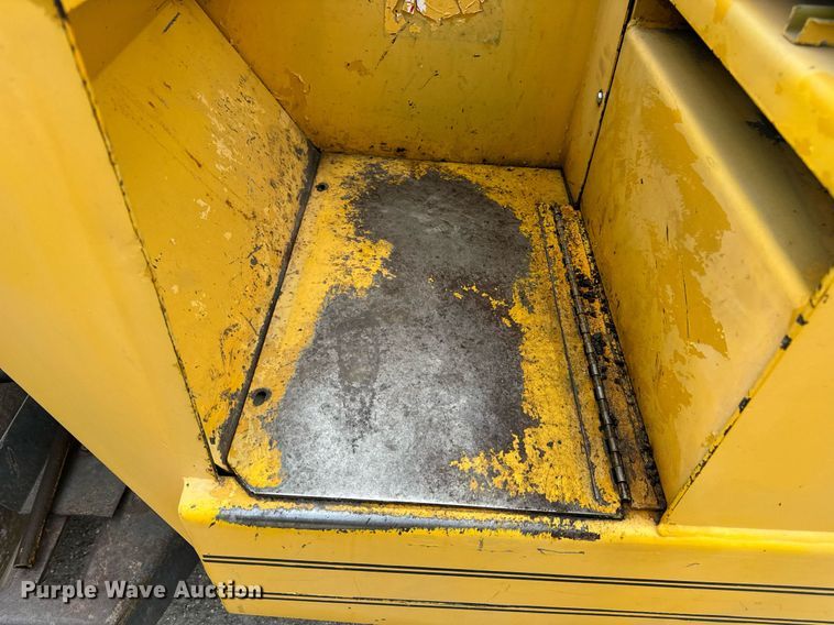 image for item DV1904 Stone AVR400 double drum vibratory roller