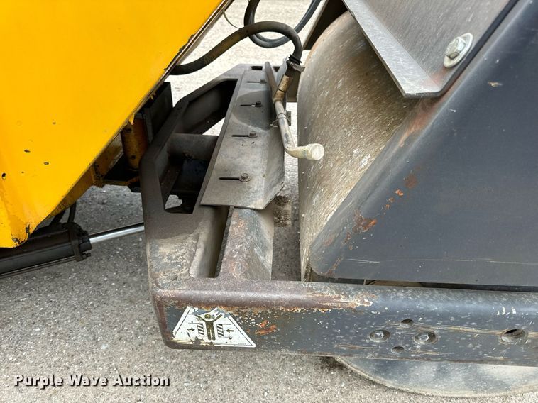 image for item DV1904 Stone AVR400 double drum vibratory roller