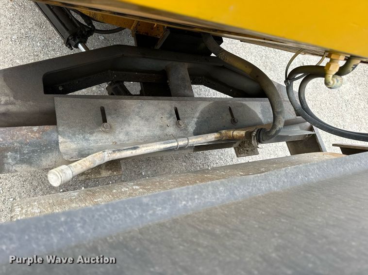 image for item DV1904 Stone AVR400 double drum vibratory roller