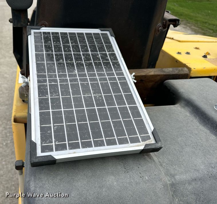 image for item DV1904 Stone AVR400 double drum vibratory roller