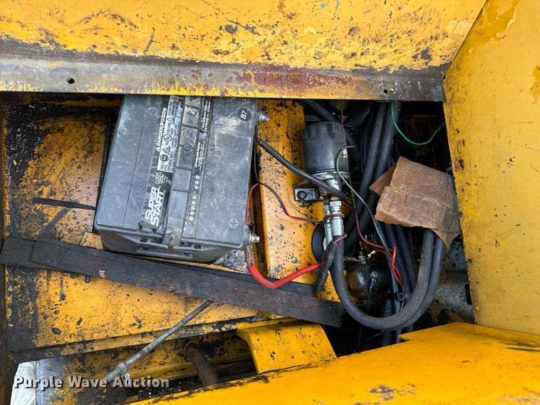 image for item DV1904 Stone AVR400 double drum vibratory roller