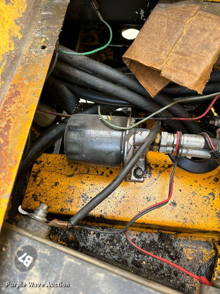 image for item DV1904 Stone AVR400 double drum vibratory roller