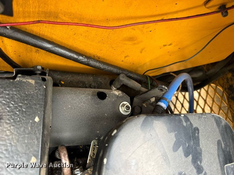 image for item DV1904 Stone AVR400 double drum vibratory roller