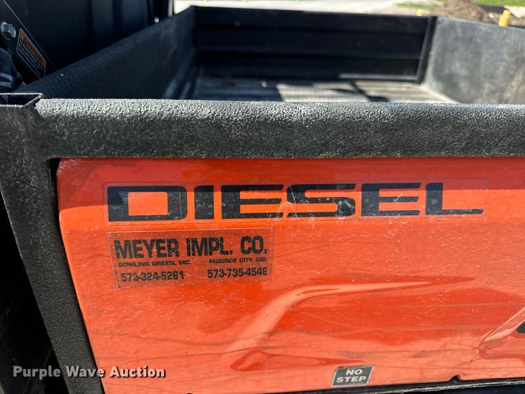 image for item DV1907 2017 Kubota RTV 1120D utility vehicle