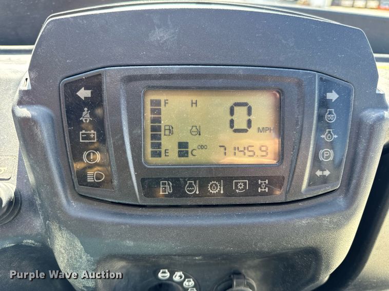 image for item DV1907 2017 Kubota RTV 1120D utility vehicle