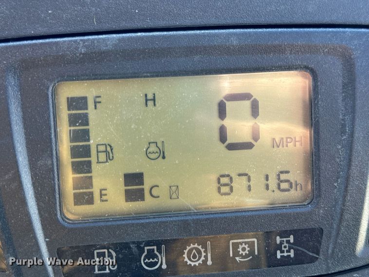 image for item DV1907 2017 Kubota RTV 1120D utility vehicle