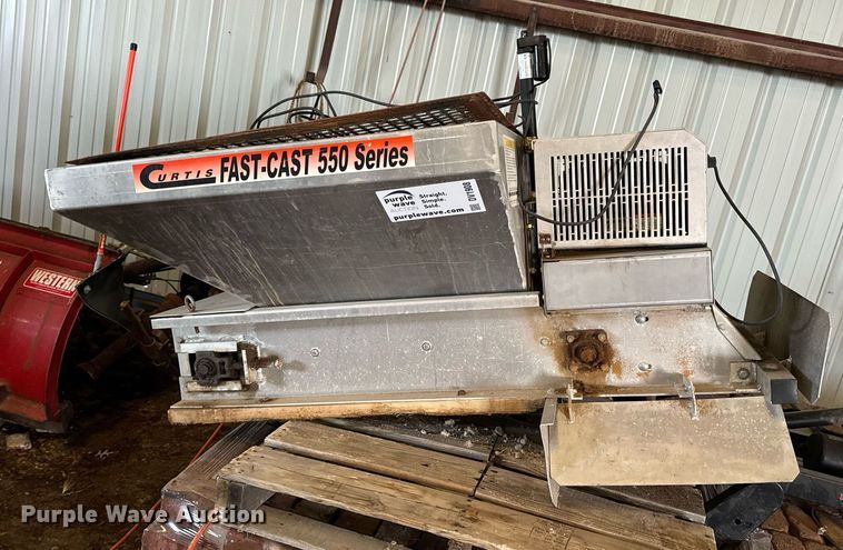 image for item DV1908 Curtis Fast-Cast 550 Series spreader