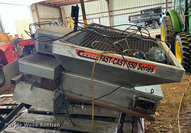 image for item DV1908 Curtis Fast-Cast 550 Series spreader