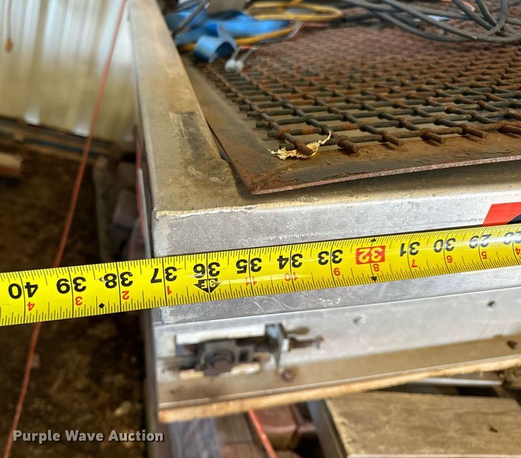 image for item DV1908 Curtis Fast-Cast 550 Series spreader