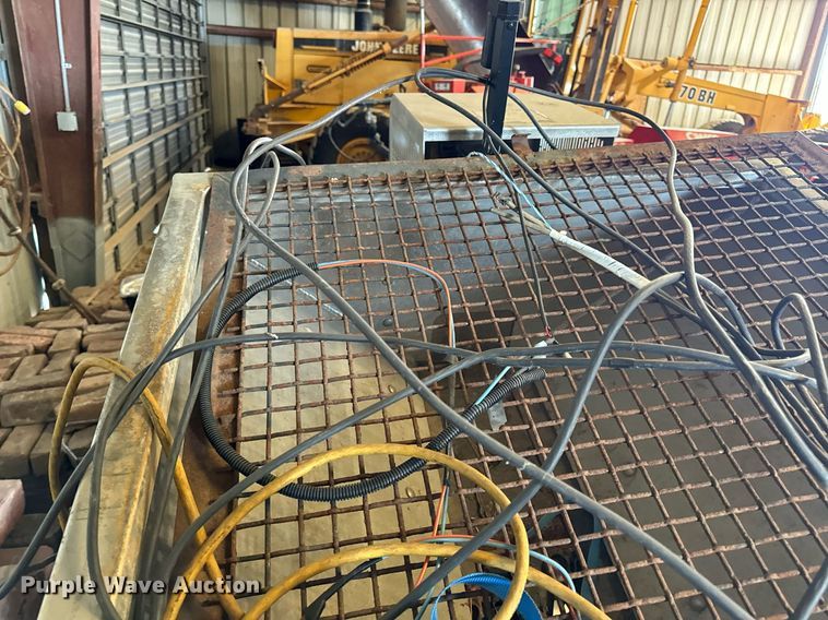 image for item DV1908 Curtis Fast-Cast 550 Series spreader